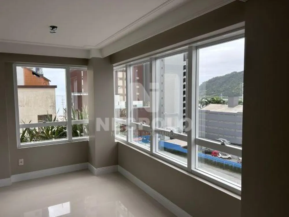 Apartamento, 3 quartos, 136 m² - Foto 2
