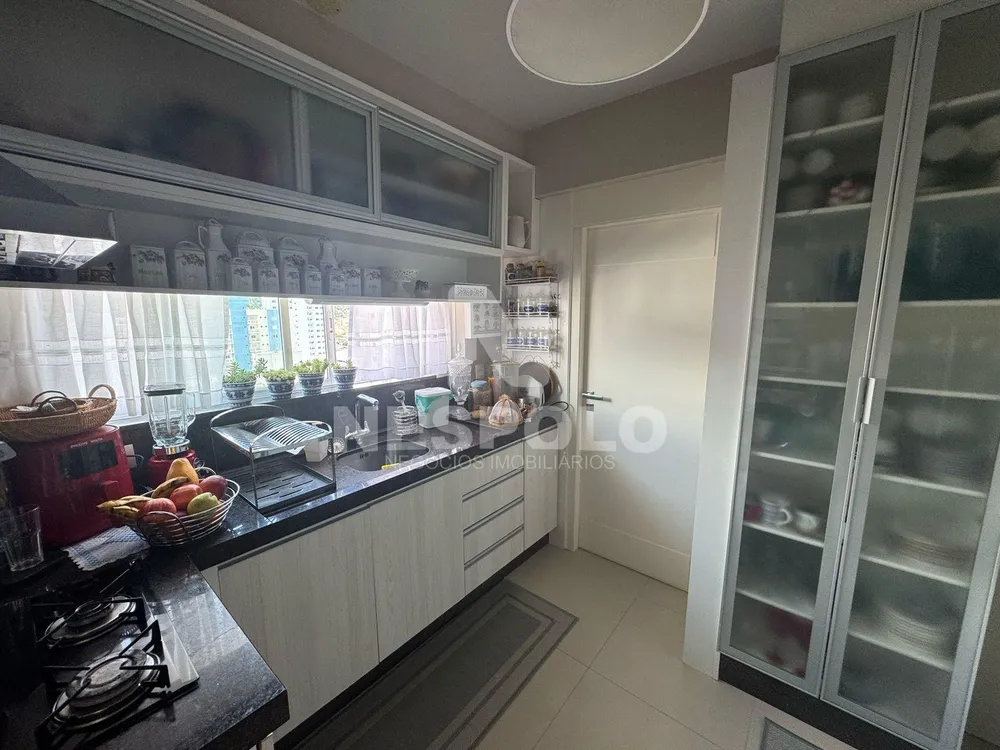 Apartamento, 3 quartos, 162 m² - Foto 2