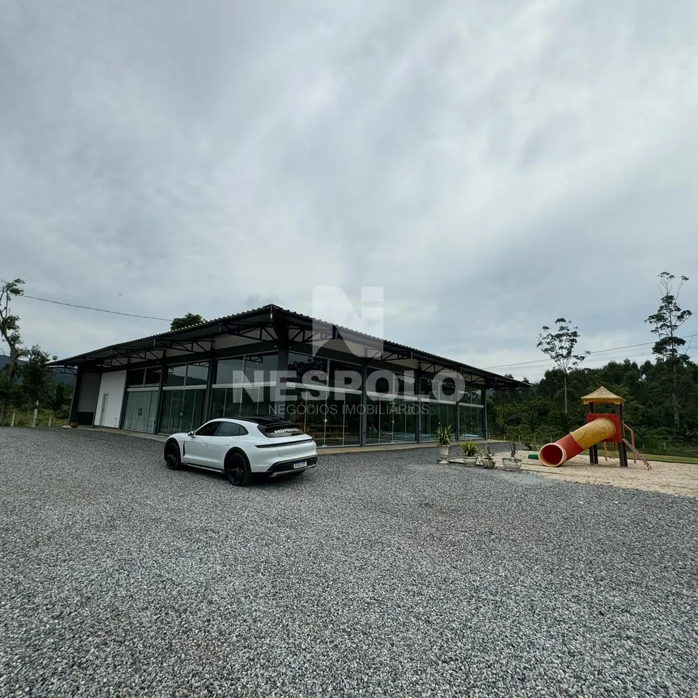 Chácara, 3 quartos, 550 m² - Foto 2