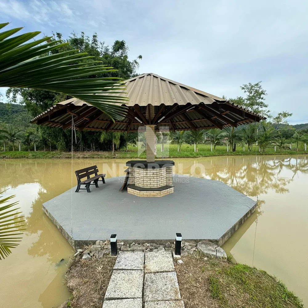 Chácara, 3 quartos, 550 m² - Foto 3