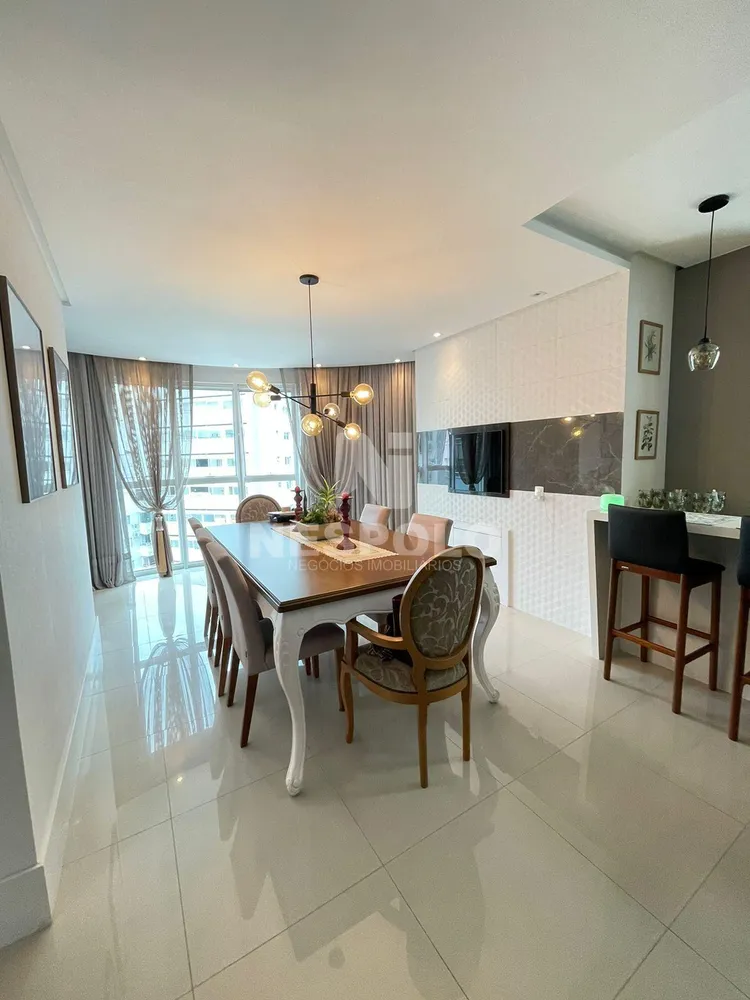 Apartamento, 3 quartos, 137 m² - Foto 1