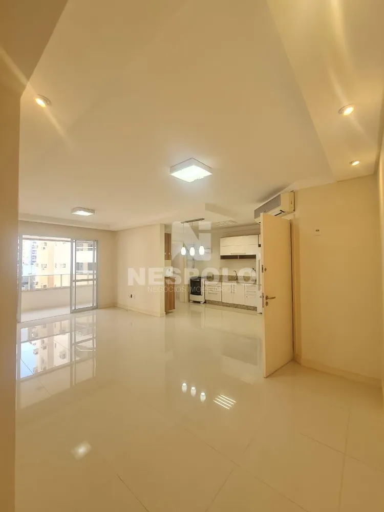 Apartamento, 3 quartos, 107 m² - Foto 2