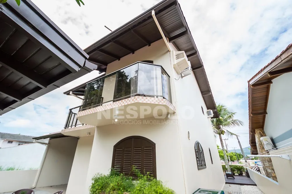 Casa, 3 quartos, 300 m² - Foto 2