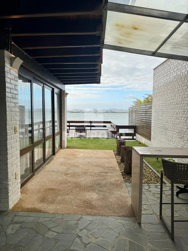 Casa, 6 quartos, 300 m² - Foto 3