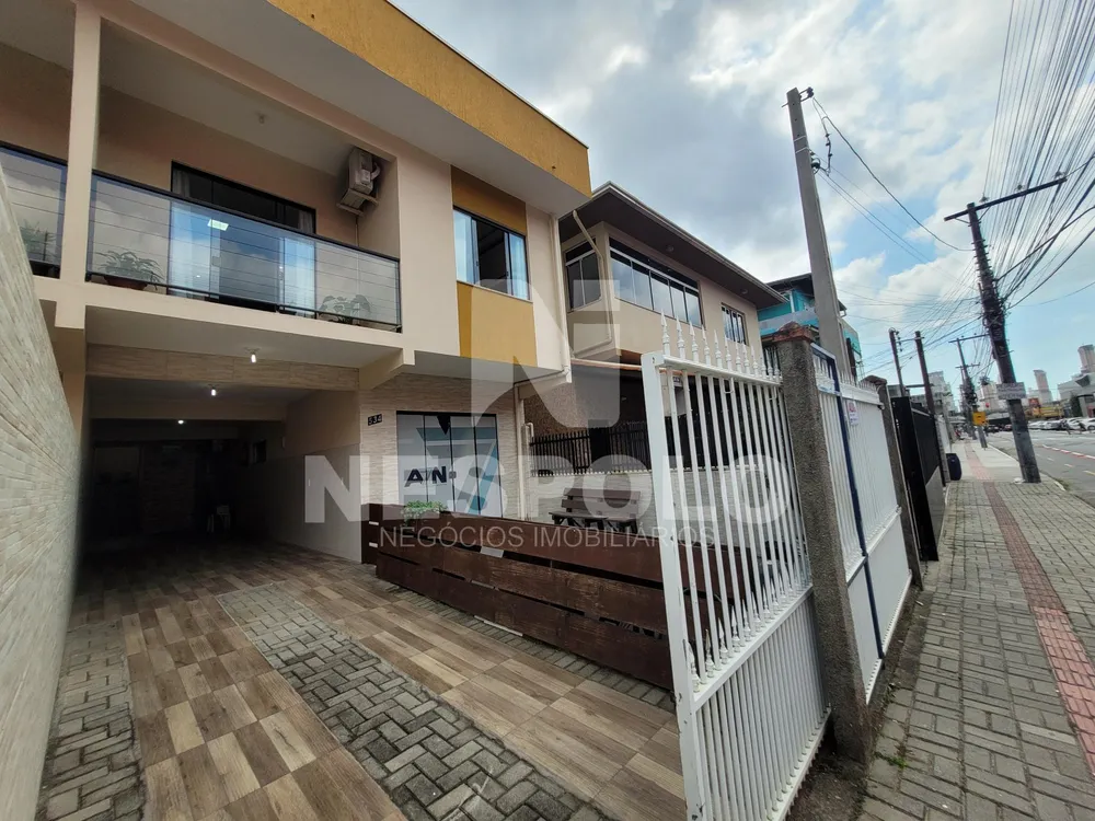 Sobrado, 2 quartos, 150 m² - Foto 1