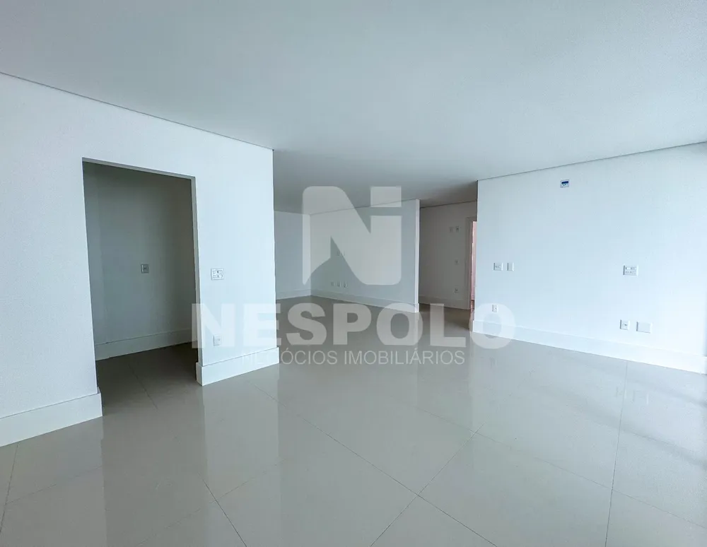 Apartamento, 3 quartos, 242 m² - Foto 4