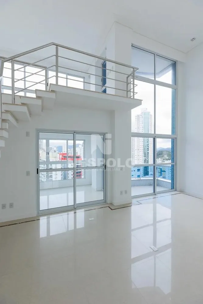 Apartamento, 2 quartos, 252 m² - Foto 1