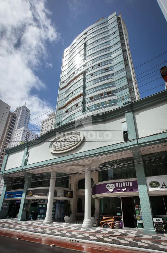 Sala-Conjunto, 378 m² - Foto 1