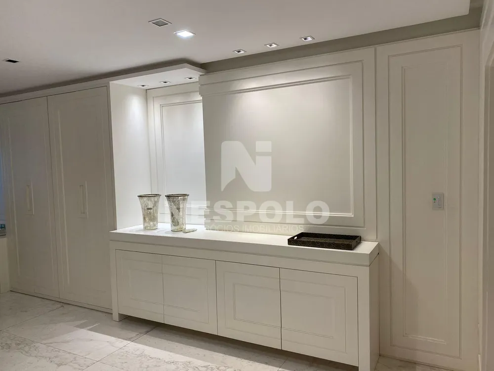 Apartamento, 3 quartos, 230 m² - Foto 2