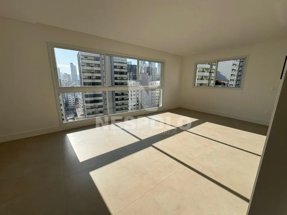 Apartamento, 3 quartos, 125 m² - Foto 2