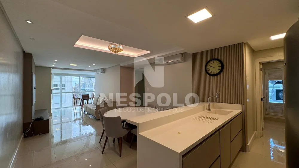Apartamento, 3 quartos, 117 m² - Foto 1
