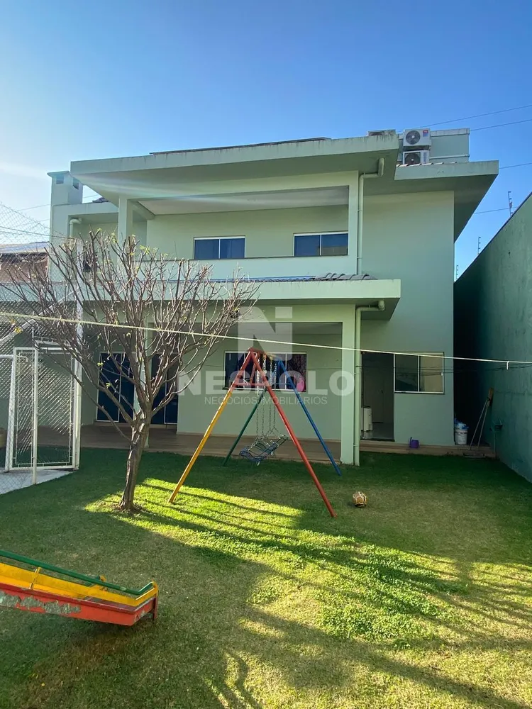 Casa, 2 quartos, 281 m² - Foto 2