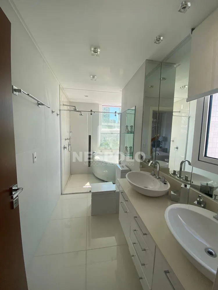 Apartamento, 4 quartos, 220 m² - Foto 8