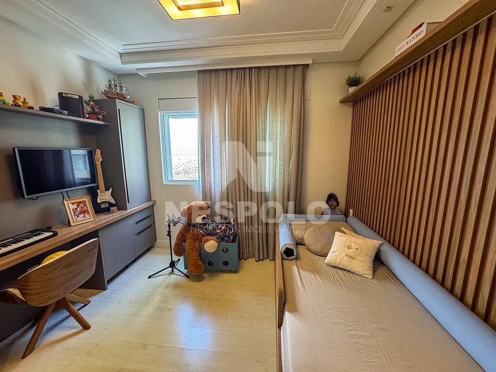 Apartamento, 3 quartos, 185 m² - Foto 1