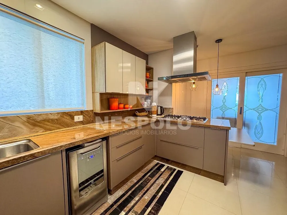 Apartamento, 3 quartos, 185 m² - Foto 2