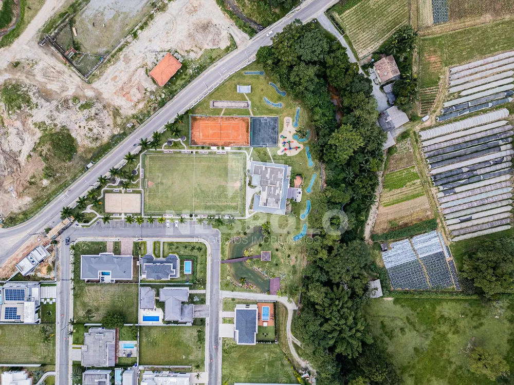 Terreno, 1400 m² - Foto 3