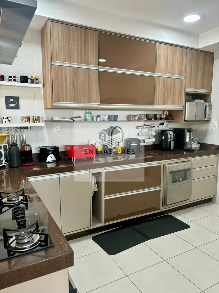 Apartamento, 3 quartos, 140 m² - Foto 2