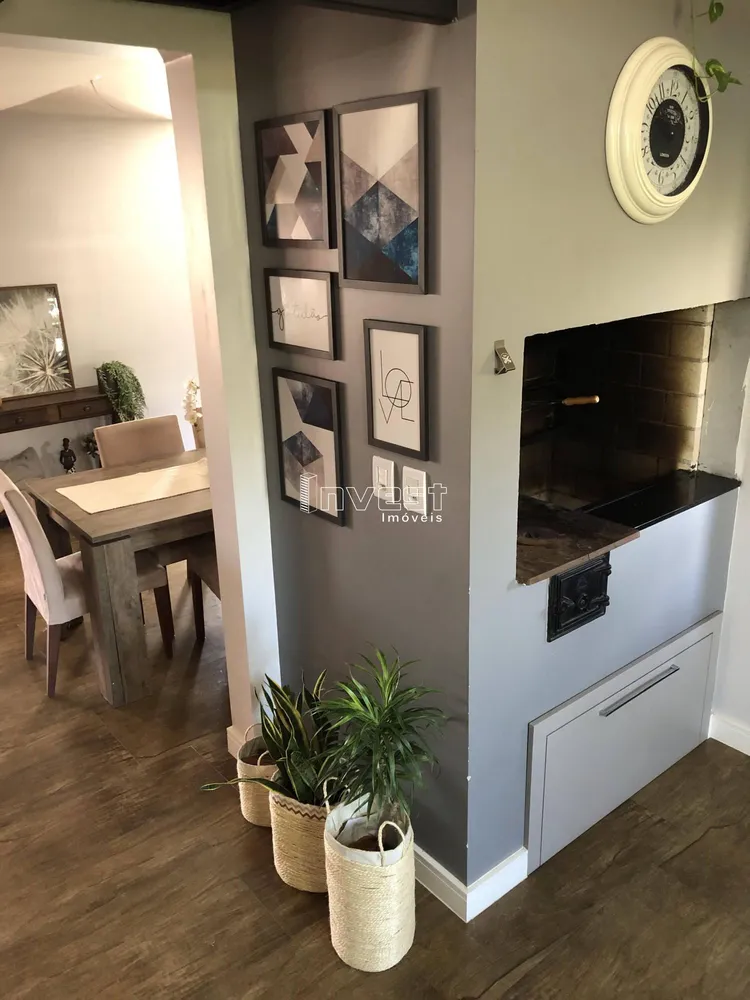 Casa, 2 quartos, 200 m² - Foto 1