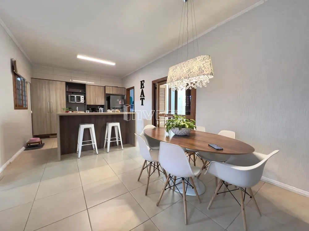 Casa, 3 quartos, 142 m² - Foto 2