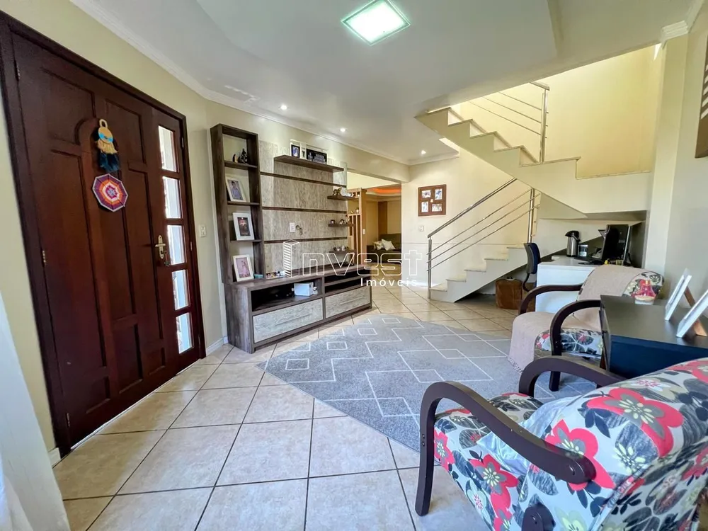 Casa, 4 quartos, 191 m² - Foto 2