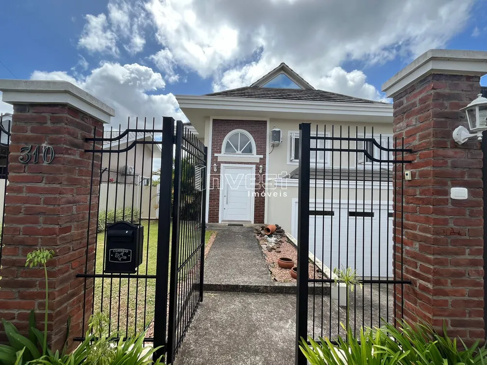 Casa, 3 quartos, 211 m² - Foto 1