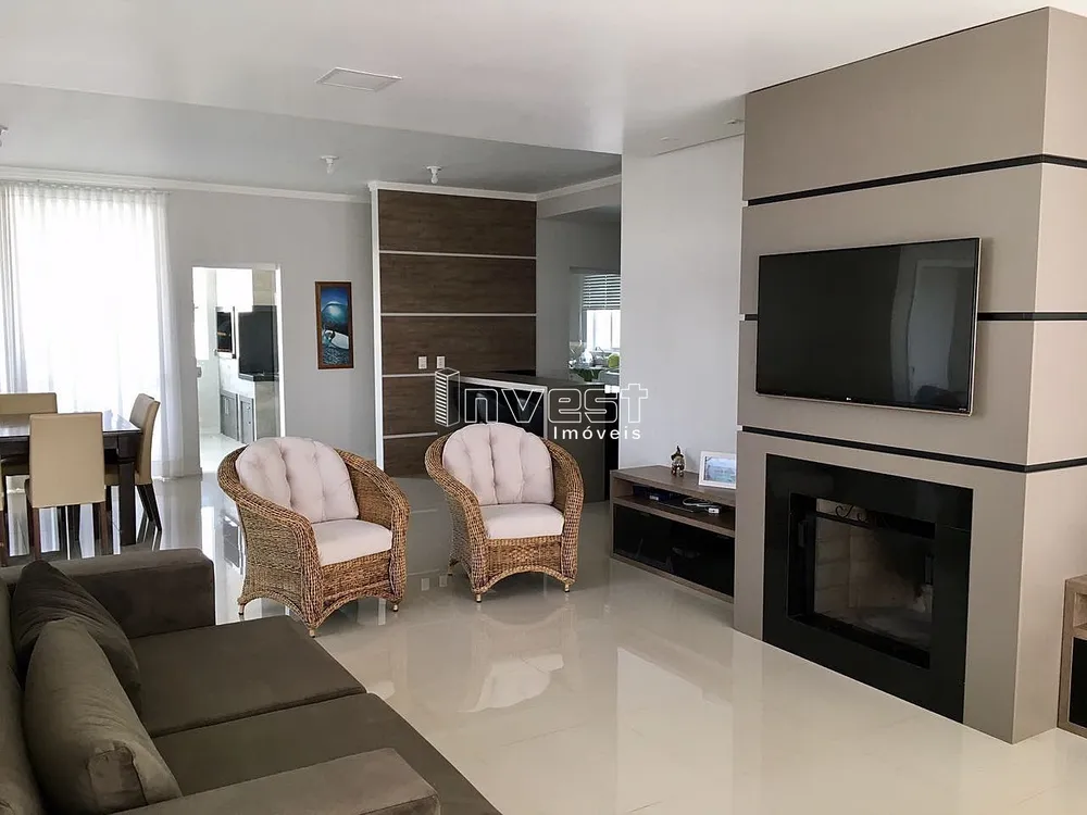 Casa, 3 quartos, 237 m² - Foto 3