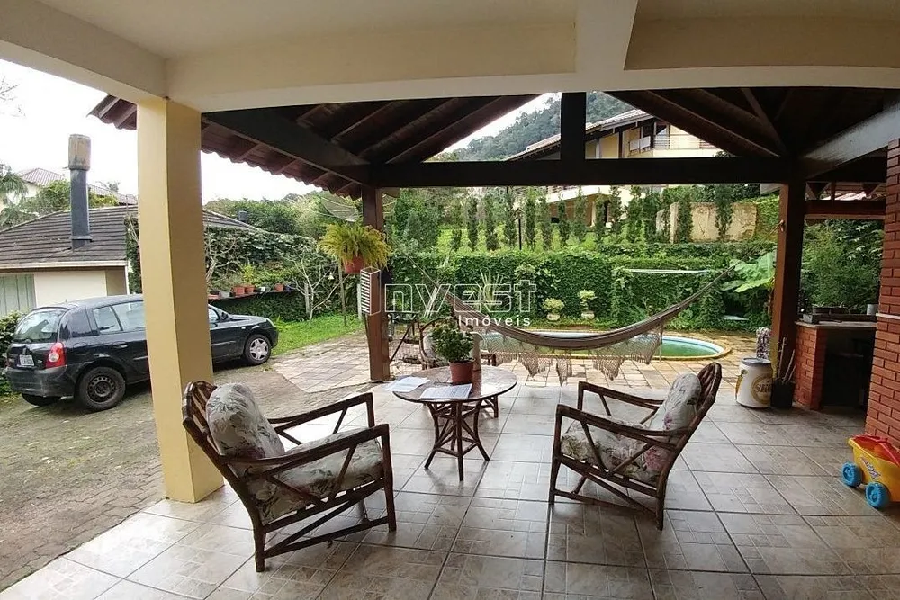 Casa, 3 quartos, 232 m² - Foto 4