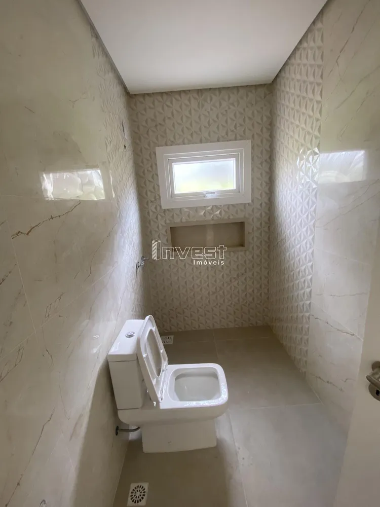 Casa, 4 quartos, 255 m² - Foto 1