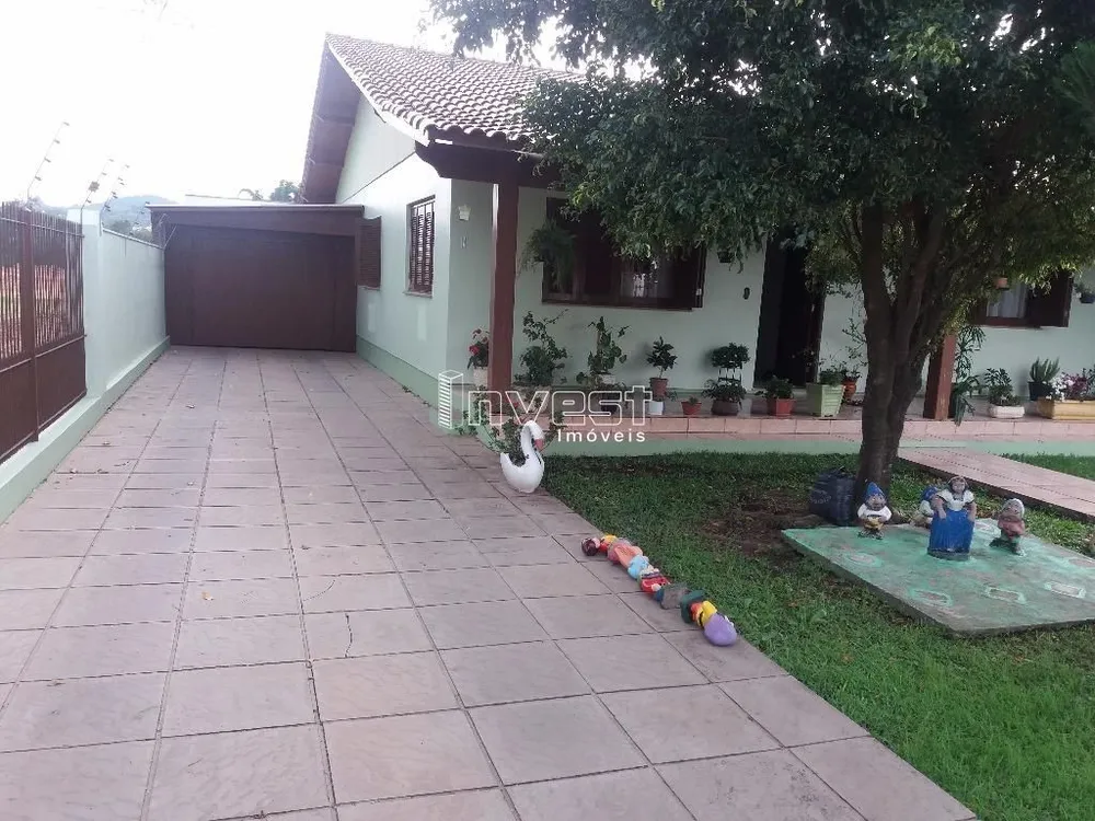 Casa, 3 quartos, 256 m² - Foto 2