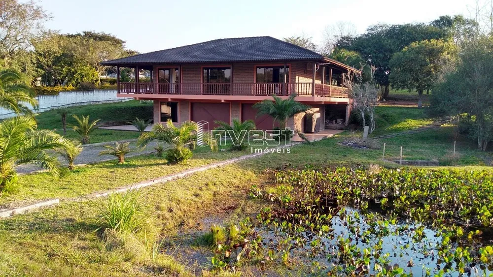 Chácara, 3 quartos, 2200 m² - Foto 2