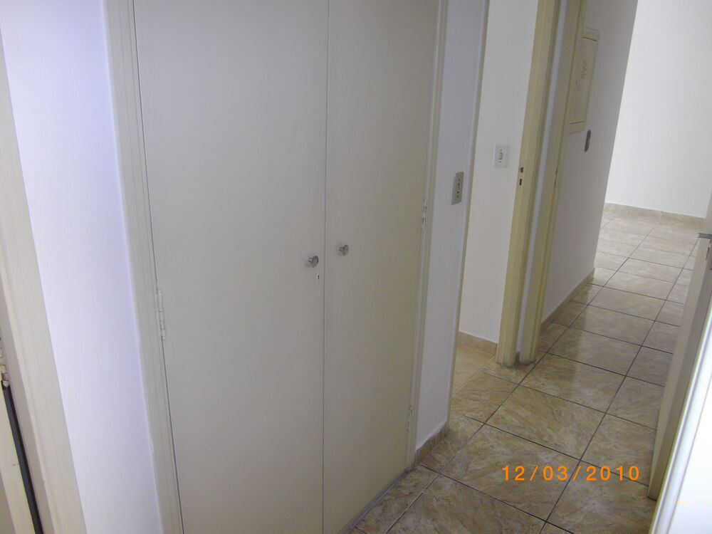 Apartamento para alugar com 3 quartos, 94m² - Foto 17