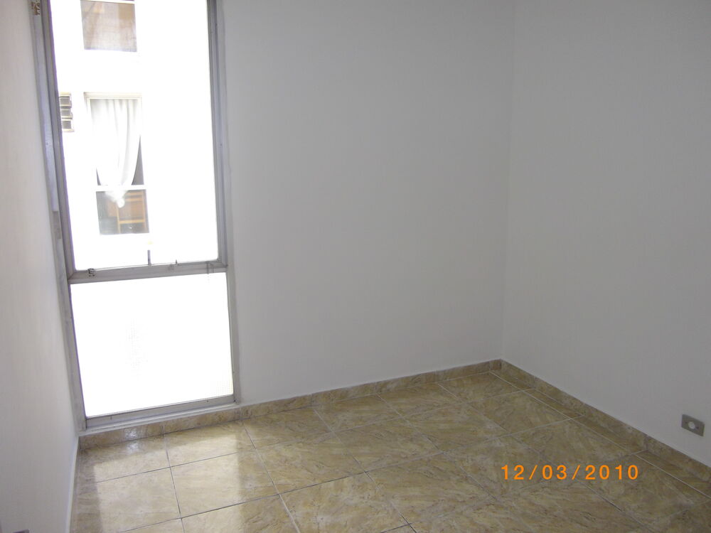 Apartamento para alugar com 3 quartos, 94m² - Foto 11