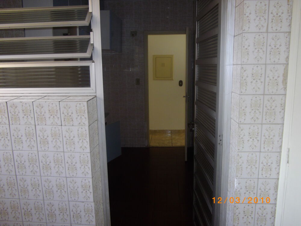 Apartamento para alugar com 3 quartos, 94m² - Foto 8