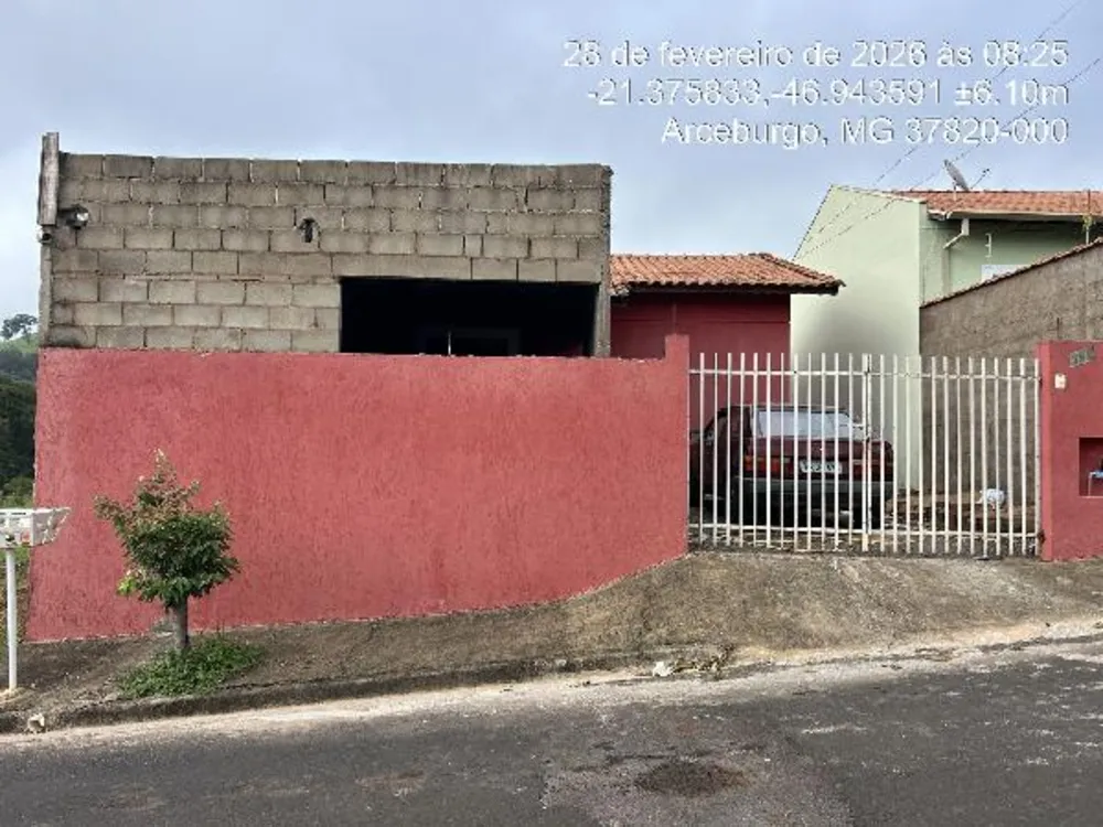 Casa, 2 quartos, 200 m² - Foto 1