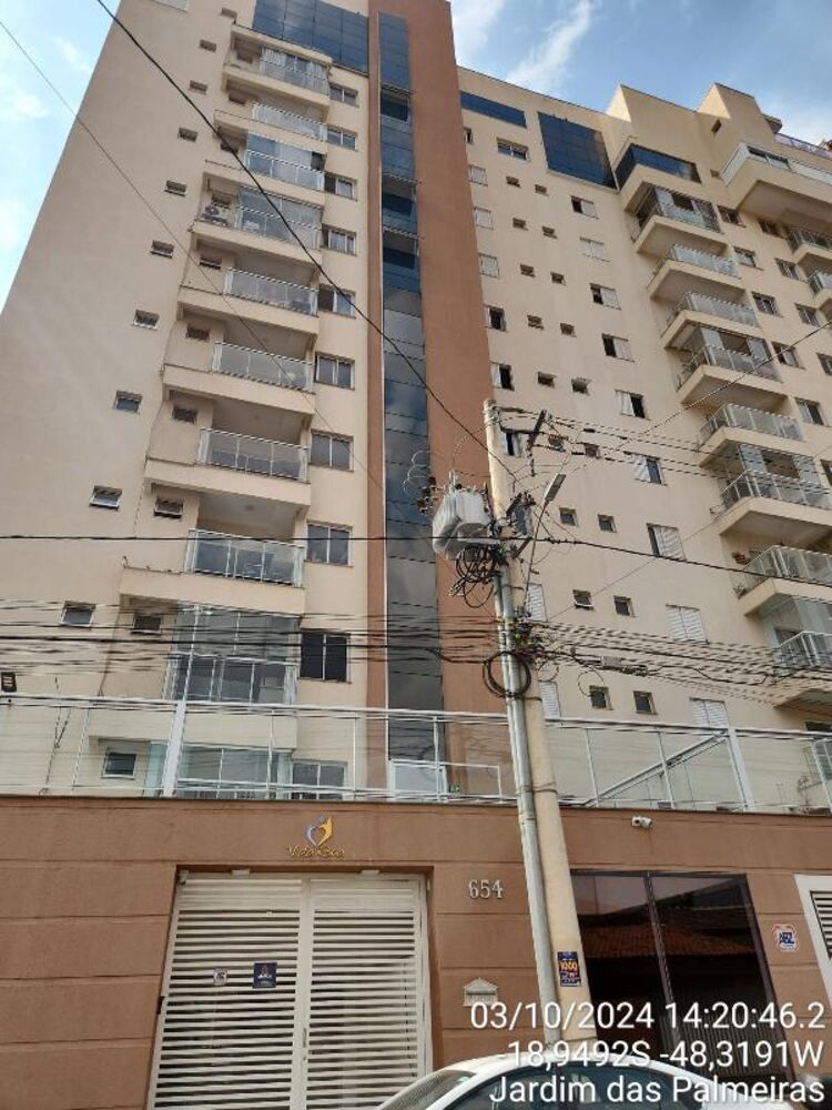 Apartamento à venda com 2 quartos, 56m² - Foto 1