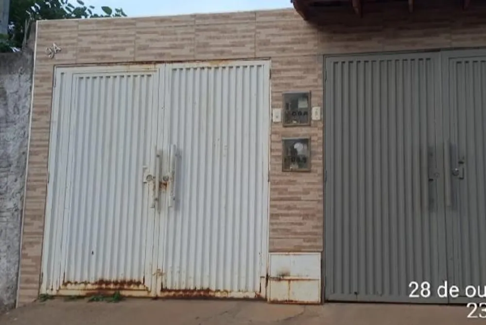 Casa, 2 quartos, 200 m² - Foto 1