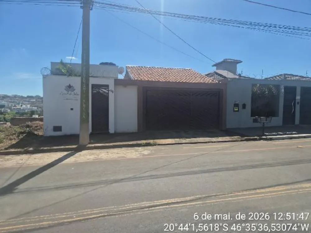 Casa, 2 quartos, 209 m² - Foto 1