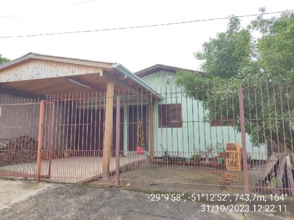 Casa à venda com 2 quartos, 260m² - Foto 1