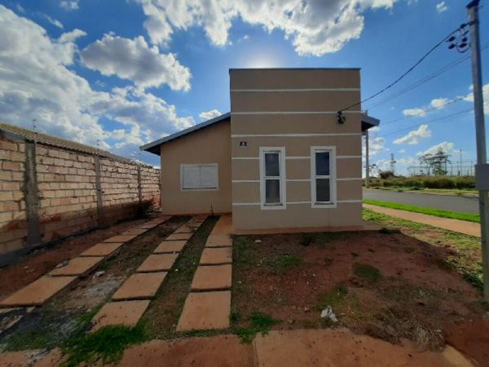 Casa à venda com 2 quartos, 198m² - Foto 1