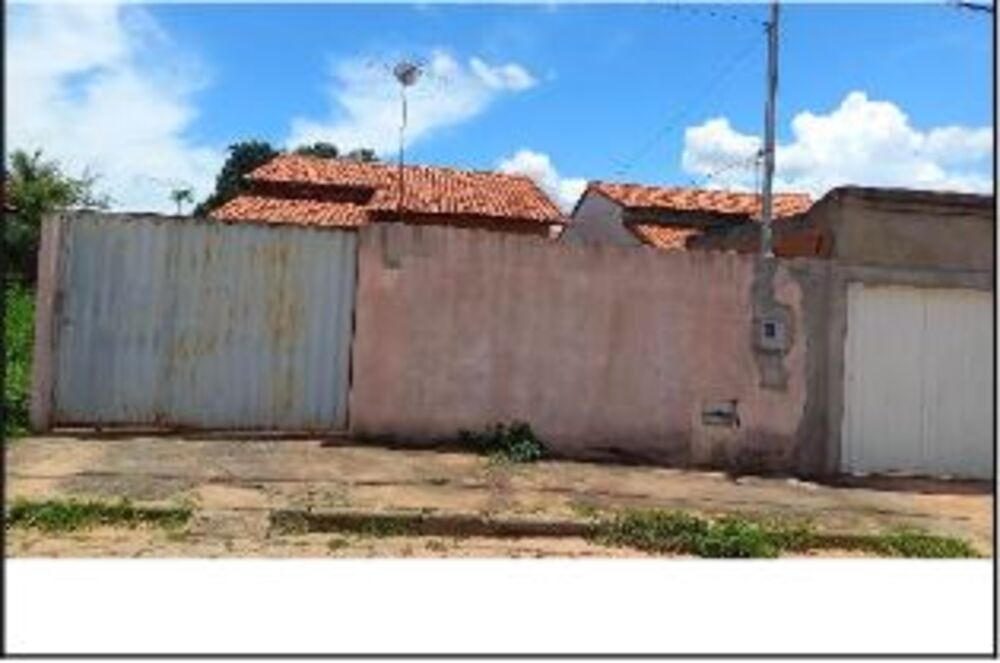 Casa à venda com 2 quartos, 166m² - Foto 1