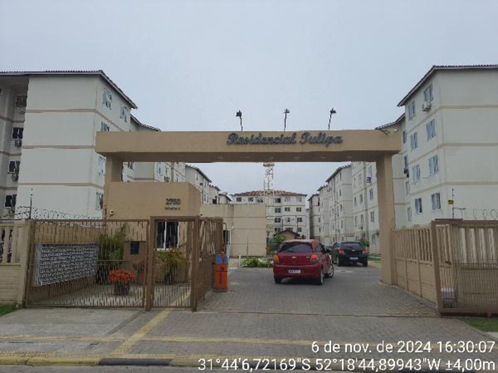 Apartamento à venda com 2 quartos, 45m² - Foto 1