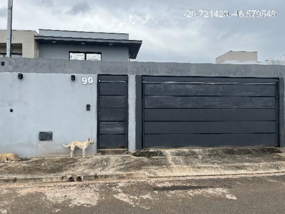 Casa, 3 quartos, 250 m² - Foto 2