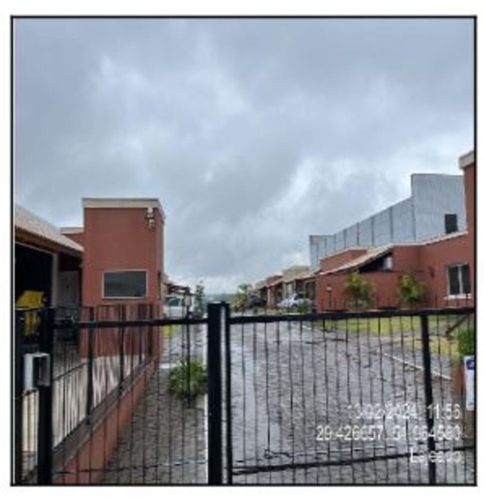 Casa à venda com 2 quartos, 61m² - Foto 1