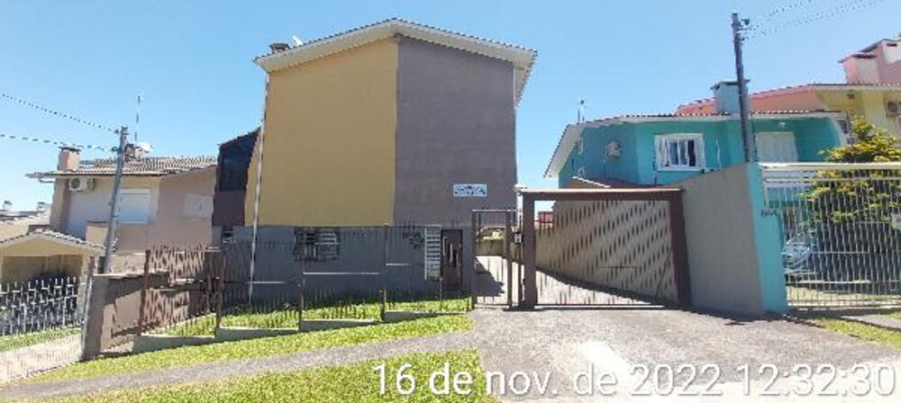 Casa à venda com 2 quartos, 34m² - Foto 1