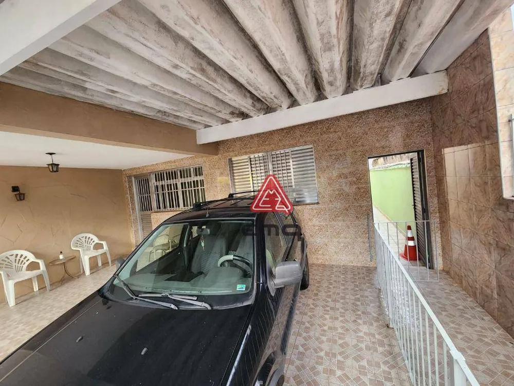 Casa, 4 quartos, 222 m² - Foto 3