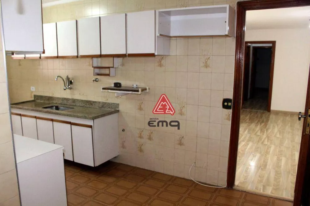 Apartamento à venda com 3 quartos, 117m² - Foto 5