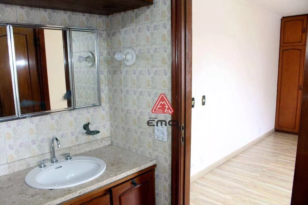 Apartamento à venda com 3 quartos, 117m² - Foto 1