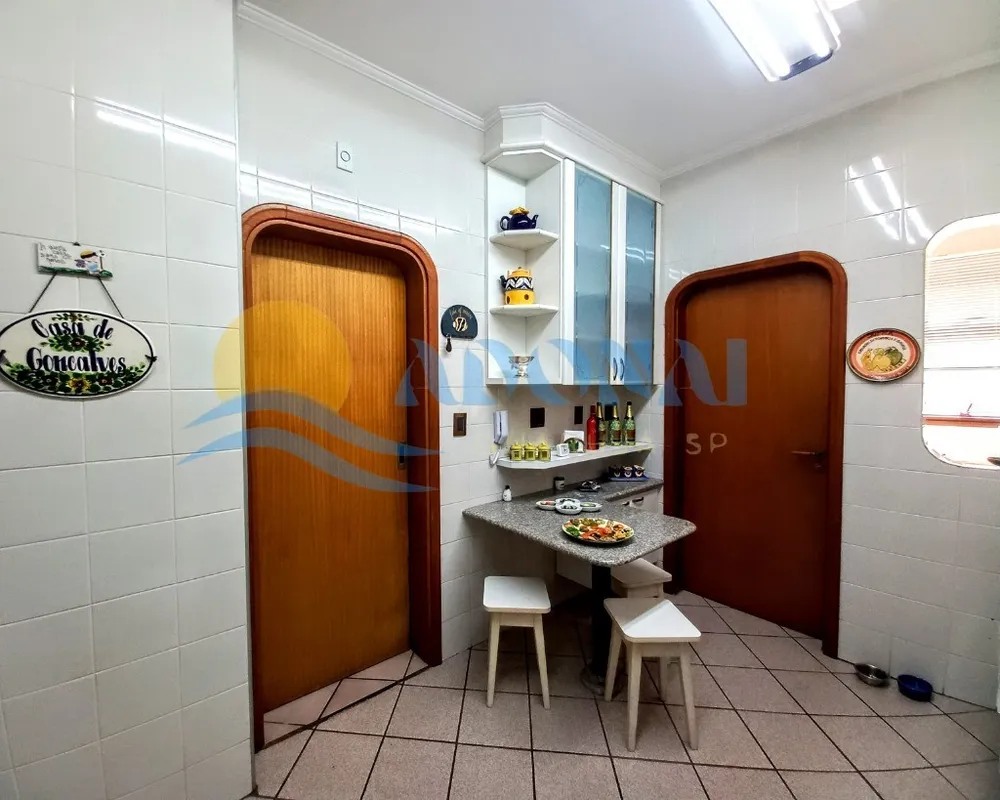Apartamento, 3 quartos, 148 m² - Foto 1