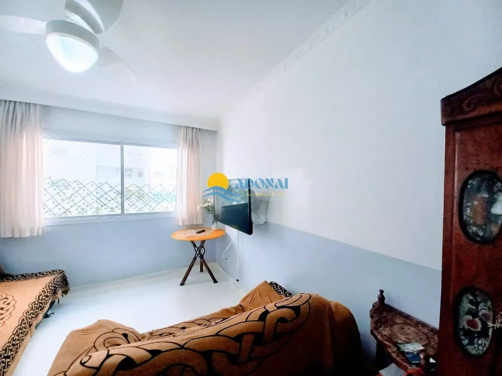 Apartamento à venda com 2 quartos, 70m² - Foto 2