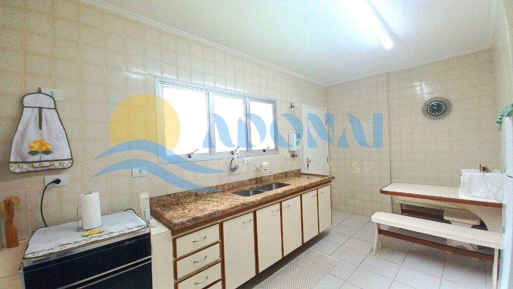 Apartamento à venda com 3 quartos, 140m² - Foto 4